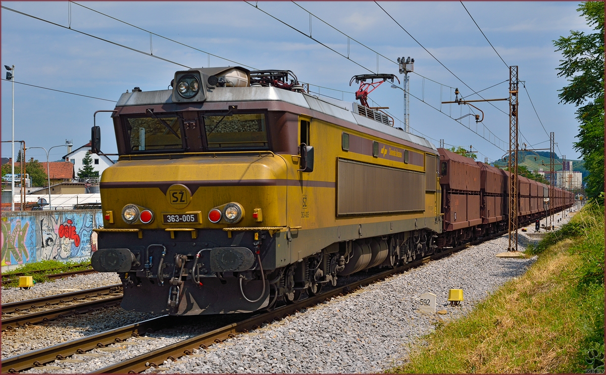 Electric loc 363-005 pull freight train through Maribor-Tabor on the way to Koper port. /23.6.2014