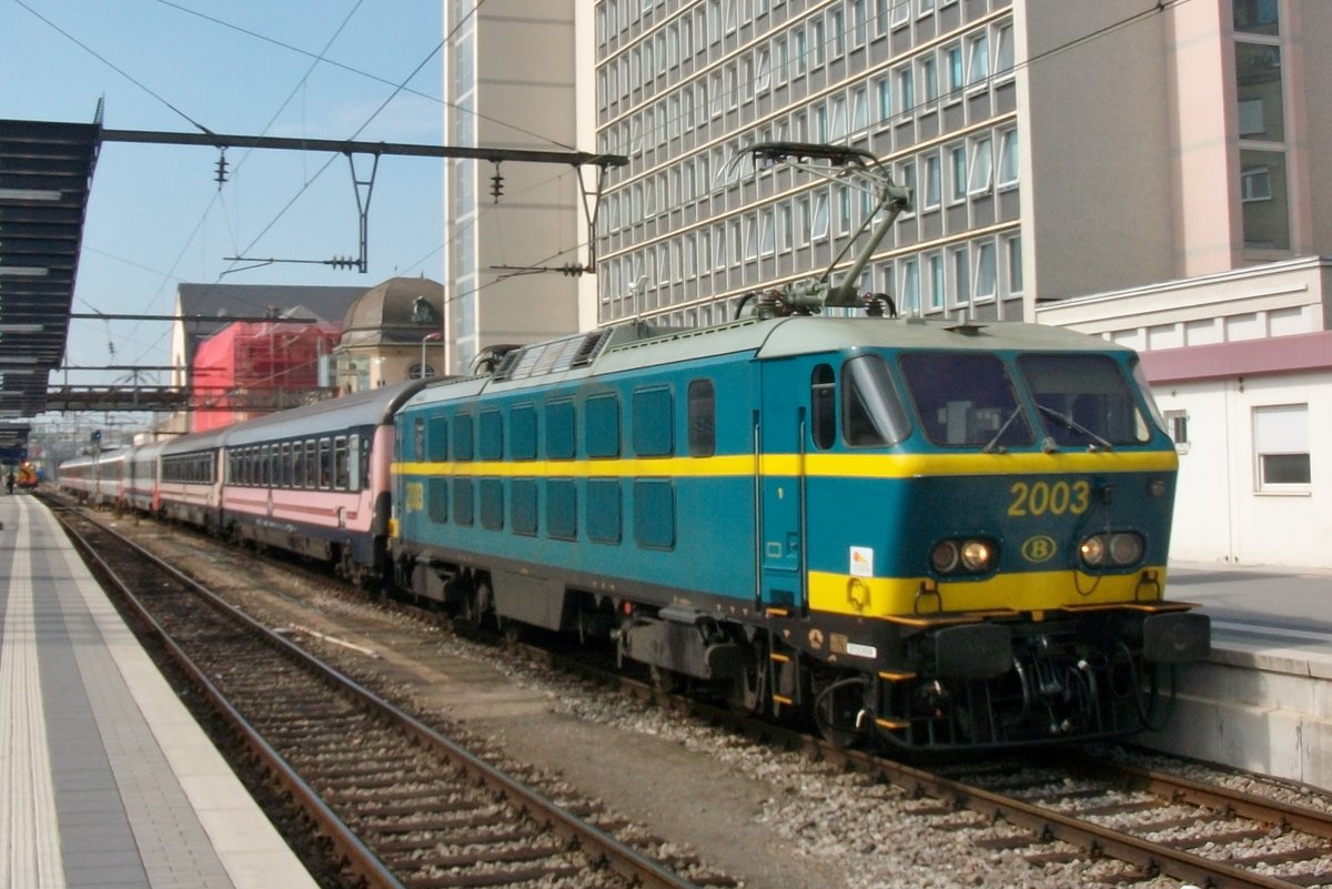 EuroCity with NMBS 2003 stands in LUxembourg on 1 June 2010.