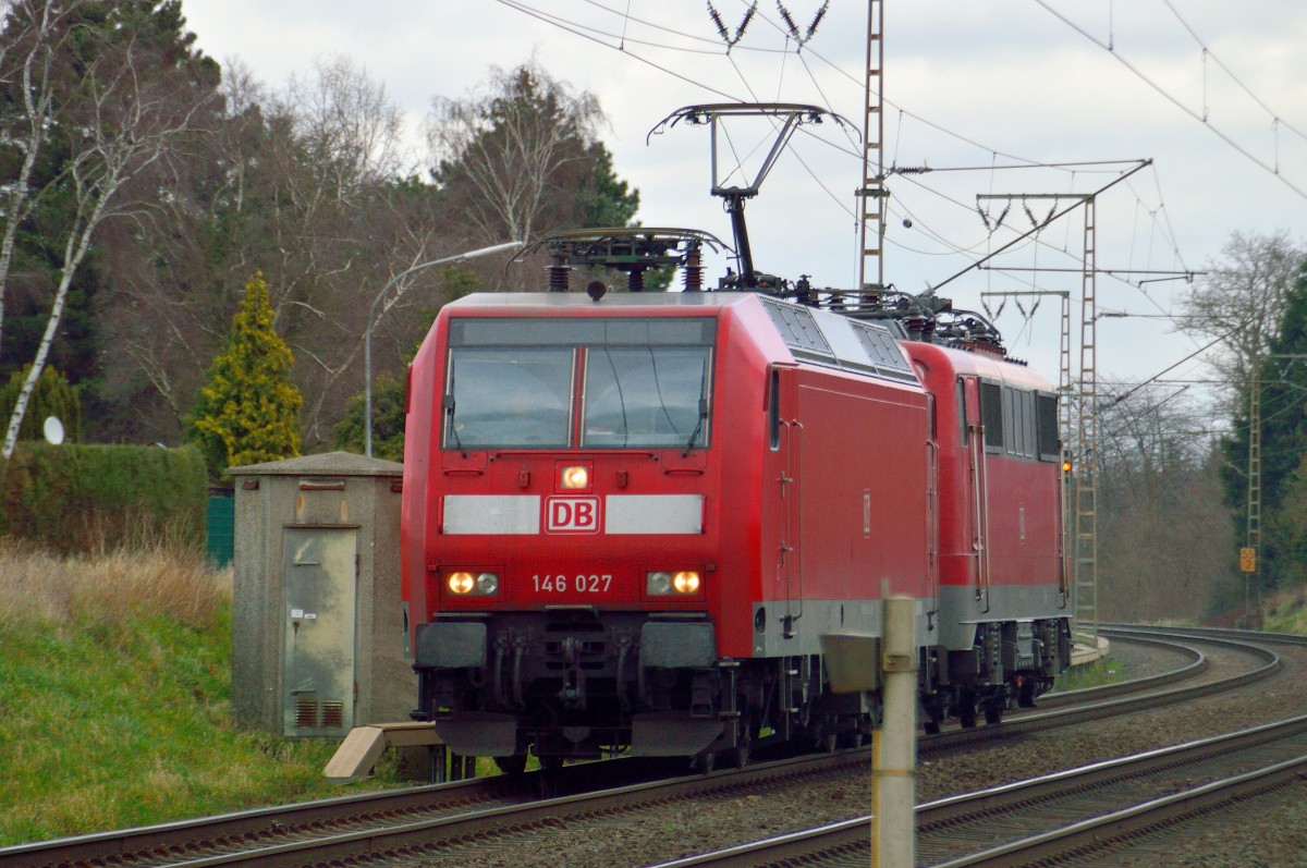 Friday 21.st of february 2014 near Wickrath two german locomotives one a class 146 027 and in it's back an class 111 014-7 on there way westward to Aachen.