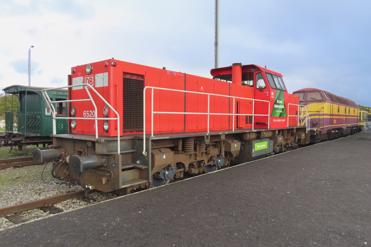 'Green' loco 6520 stands at Mariembourg on 22 September 2023 as part of an exhibition during the 50th anniversary of the CFV3V.