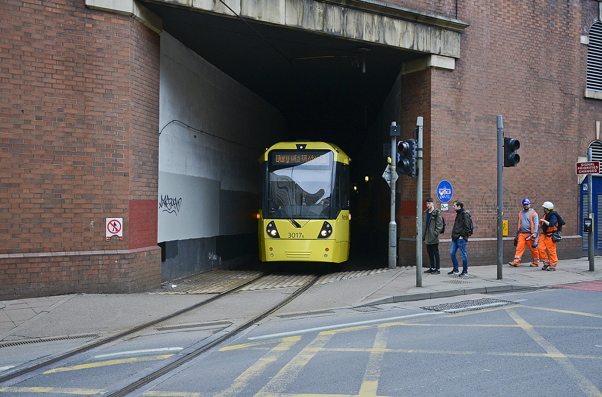 Manchester Metro Link Tram 3017 (Bombardier M5000) in the tunnel under Manchester Piccadilly Station. Date: March 11, 2018.