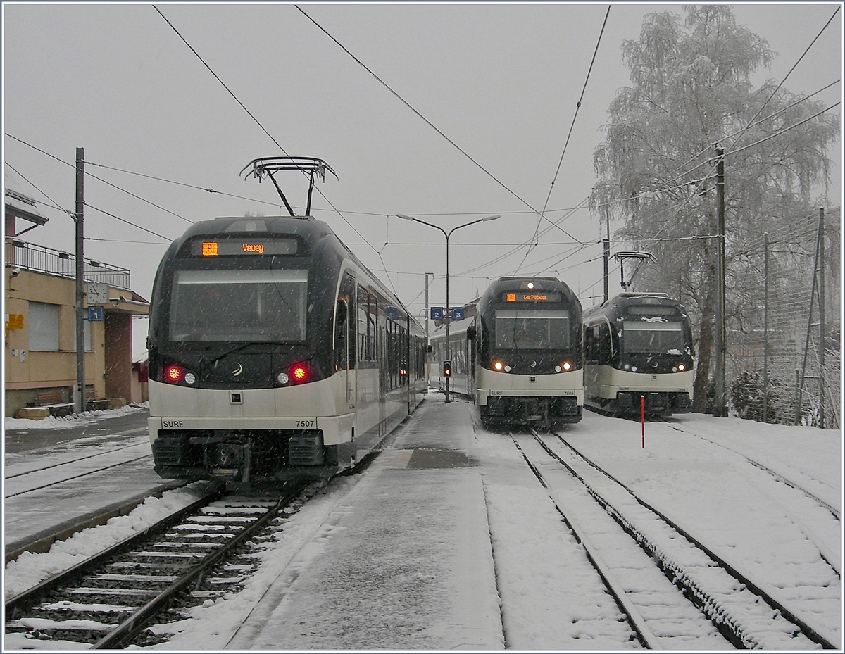 MVR ABeh 2/6 7507, 7505 and 7504 in Blonay.

03.02.2019