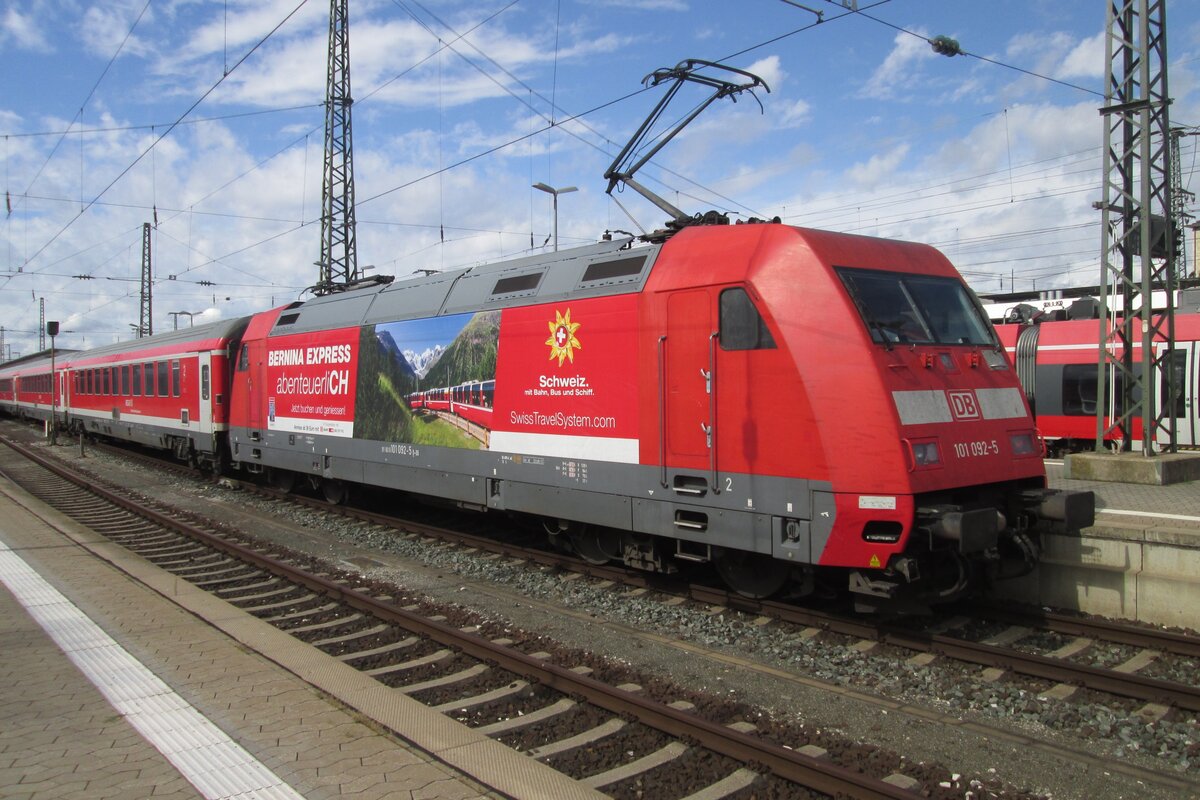 No, this is not the Swiss Bernina-Express, but the fastest regional train in Germany with 101 092 seen in Nürnberg Hbf on 15 September 2015. 