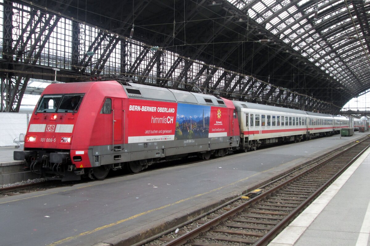 On 28 May 2014 DB 101 006 still has a way to go before entering Switzerland (where the subject of her advertisement, the Bernina Bahn is sited), especially since she is leaving Köln Hbf toward Düsseldorf, Dortmund and Hamburg...