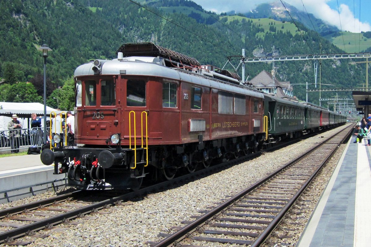 On 30 June 2013 BLS 205 departs from Frutigen with one of the shuttles to Kandersteg during the 100th anniversary of the BLS.