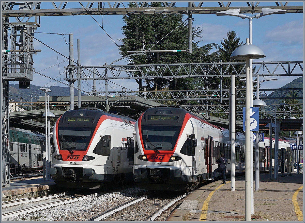 SBB FFS TILO RABe 524 105 and 007 in Varese. 

25.09.2019