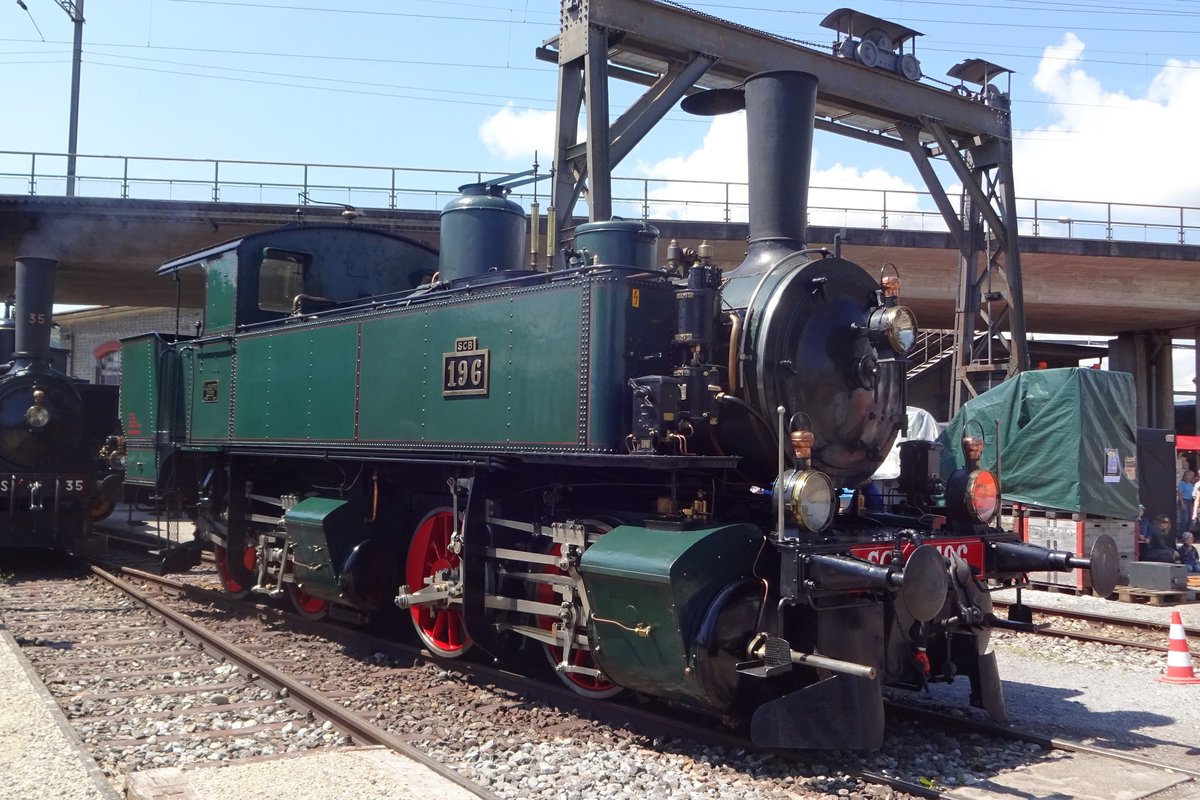 SCB-196 stands in Brugg AG at the works of SBB and Verein Mikado 1244 on 26 May 2019.