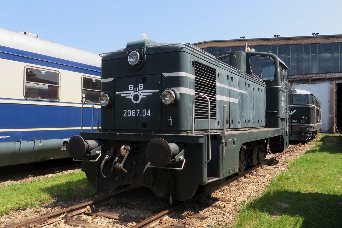 Shunter 2067.04 stands on a sunny 21 May 2023 at the Heizhaus Strasshof during the first Diesel days Weekend.