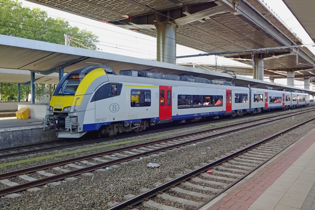 SNCB 08 167 calls at Charleroi Sud on 22 September 2019.
