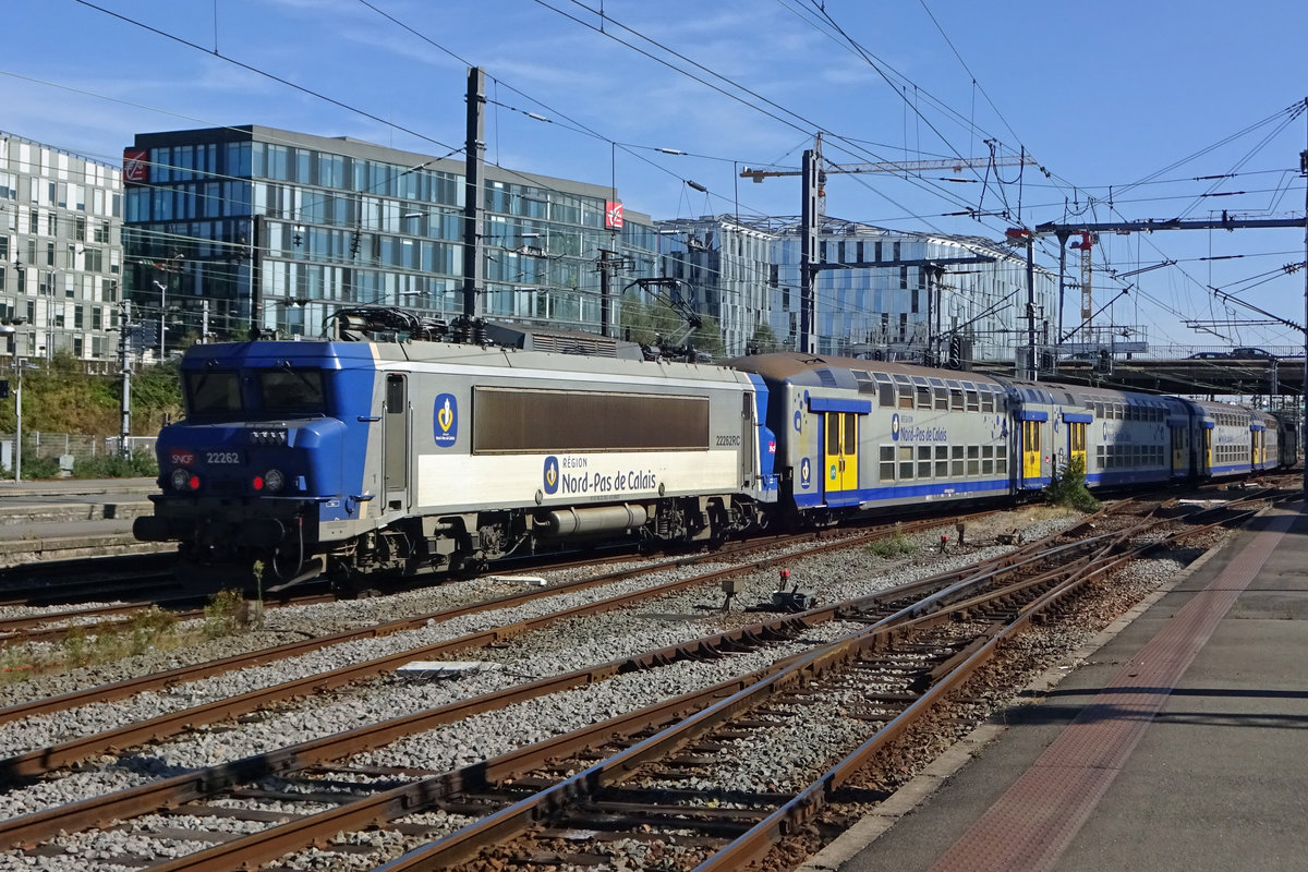 SNCF 22262 pushes a TER out of Lille-Flandres on 20 September 2019.