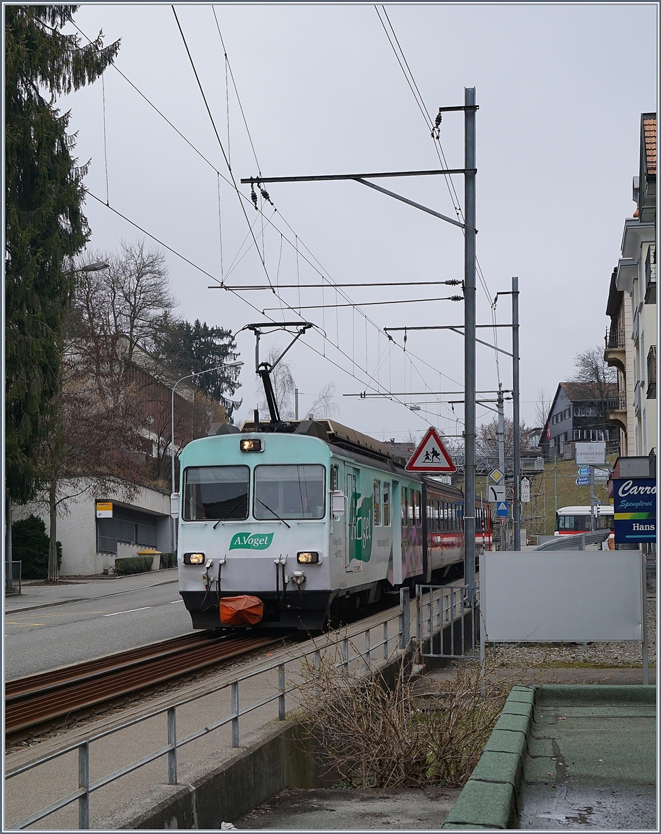 The AB BDeh 4/4 14 wiht a local train on the way to Appenzell near the Stop Riethüsli. 17.03.2018