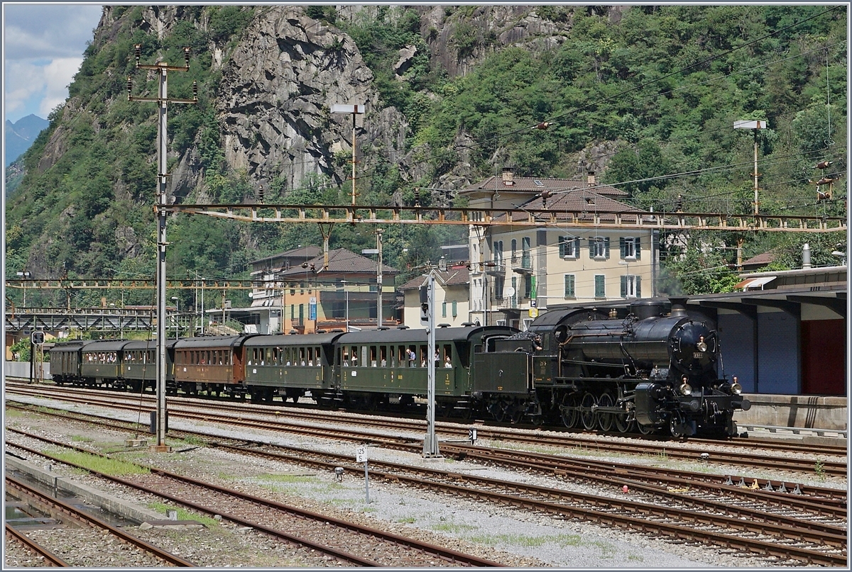The C 5/6 2978 is arriving at Bodio.
28.07.2016