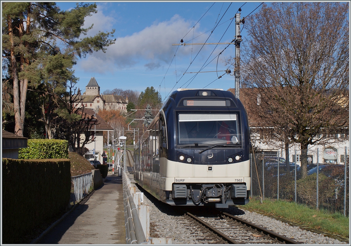 The CEV MVR ABeh 2/6 7502 is approching Blonay. In the background the Blonay Castle.

23.02.2024