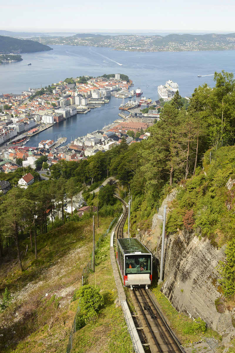 The Fløibanen is a funicular railway in the Norwegian city of Bergen. It connects the city centre with the mountain of Fløyen, with its mountain walks and magnificent views of the city. It is one of Bergen's major tourist attractions and one of Norway's most visited attractions. Date: 10 July 2018.