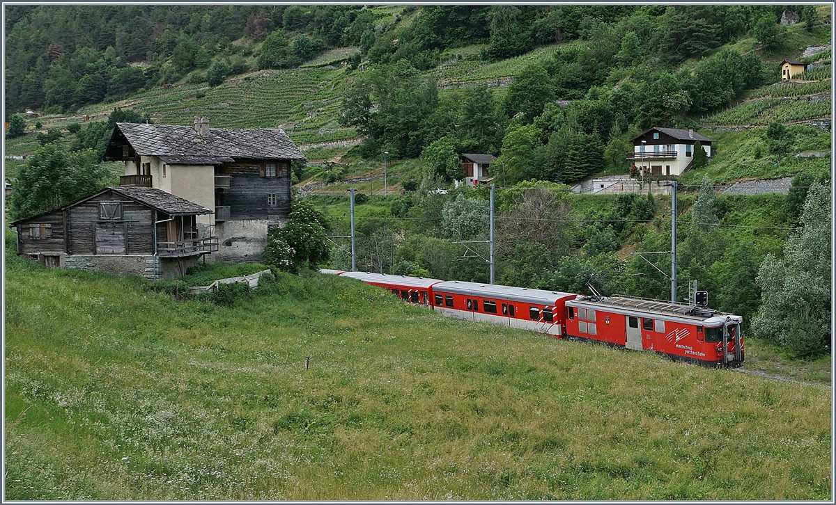 The MGB Deh 4/4 with a local Service to Fiesch by Milachru.

14.06.2019