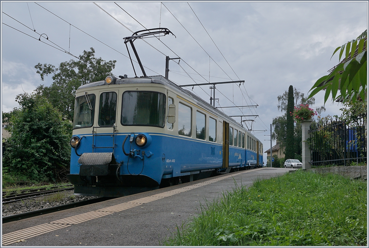 The MOB ABDe 8/8 4002  VAUD  in Fontanivent.

19.08.2019