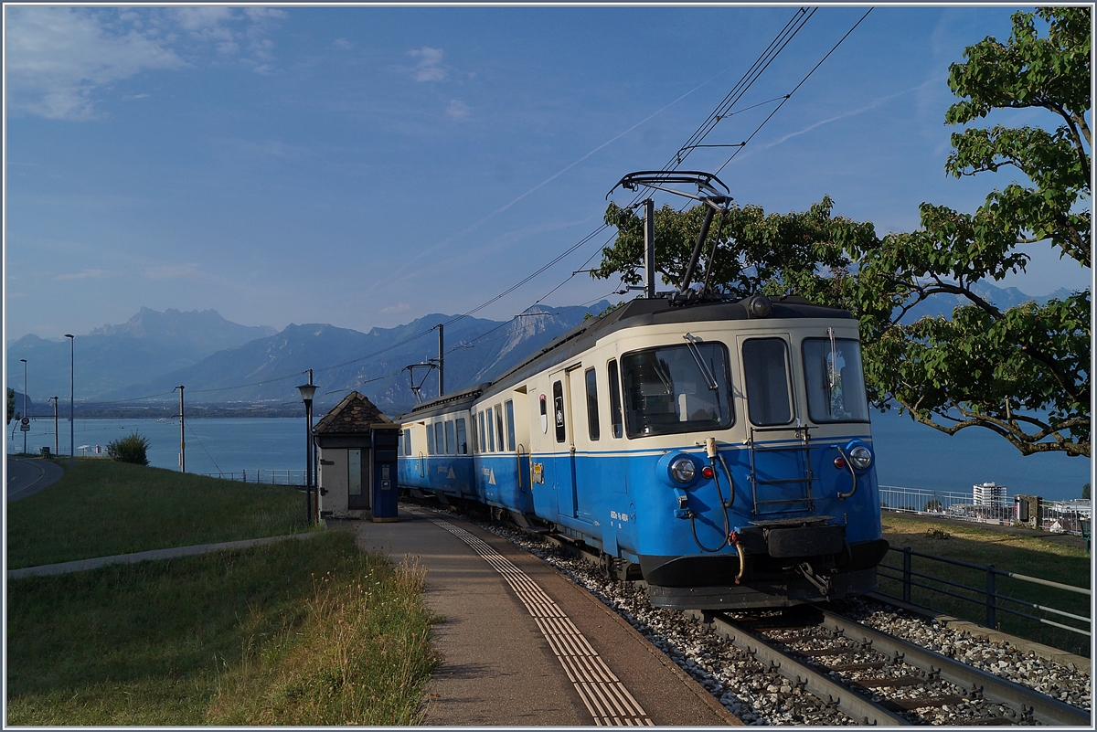 The MOB ABDe 8/8 4004 FRIBOURG from Les Avant to Montreux in Châtelard VD. 
08.08.2018