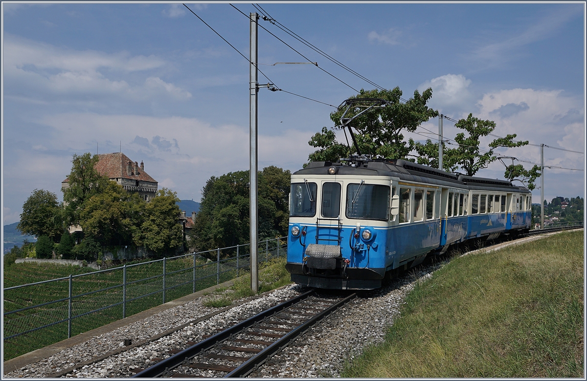 The MOB ABDe 8/8 4004 FRIBOURG in Châtelard VD.
08.08.2018