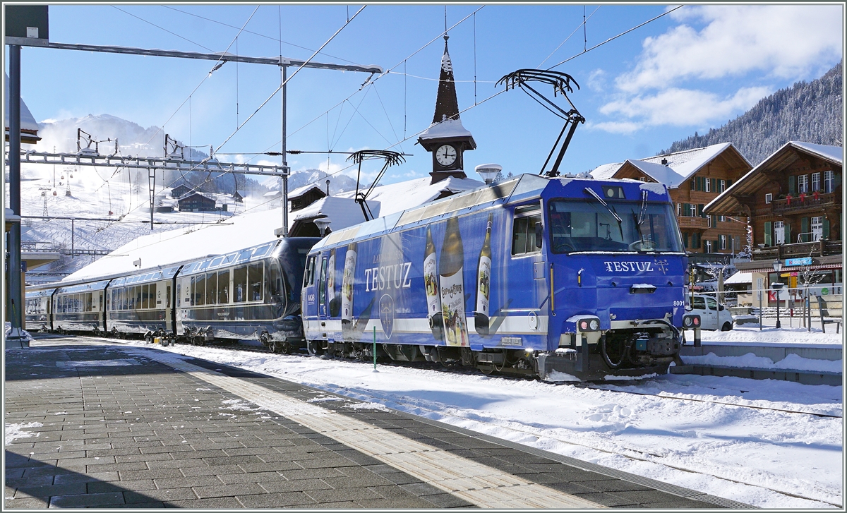 The MOB Ge 4/4 8001 with the GPX 4065 on the way to Montreux in Zweismmen.

20.01.2023