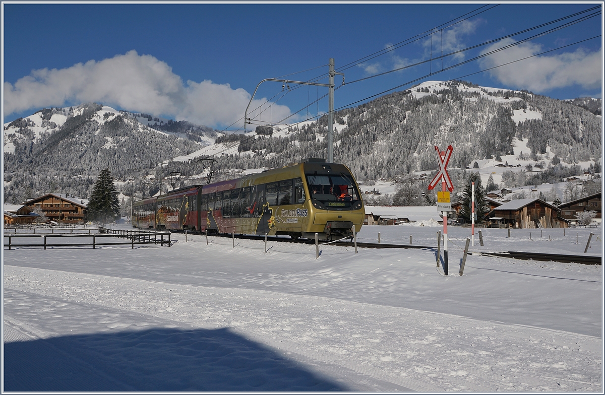 The MOB local train from Rougemont to the Lenk between Saanen and Gstaad. 02.02.2018