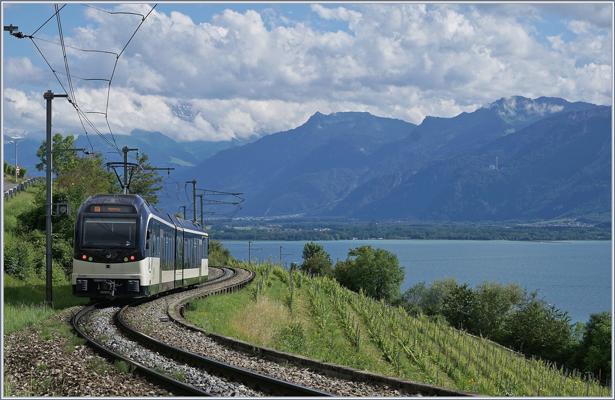 The MVR ABeh 2/6 7504  VEVEY  on the way to Montreux near Planchamp. 

29.06.2020