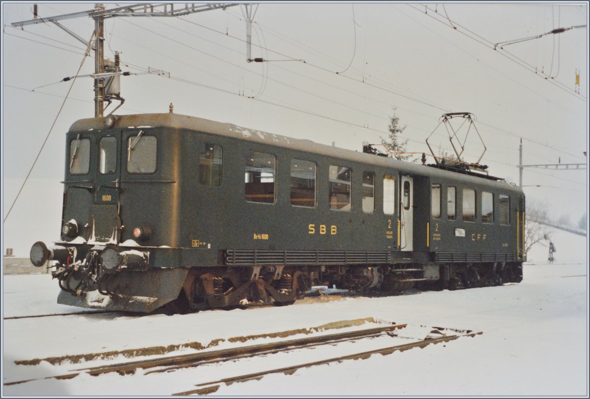 The SBB Be 4/6 1608 in Beromünster.
Winter 1986/1987