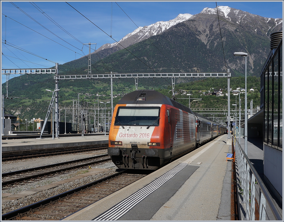 The SBB Re 460 085-4 in Brig.
21.05.2017