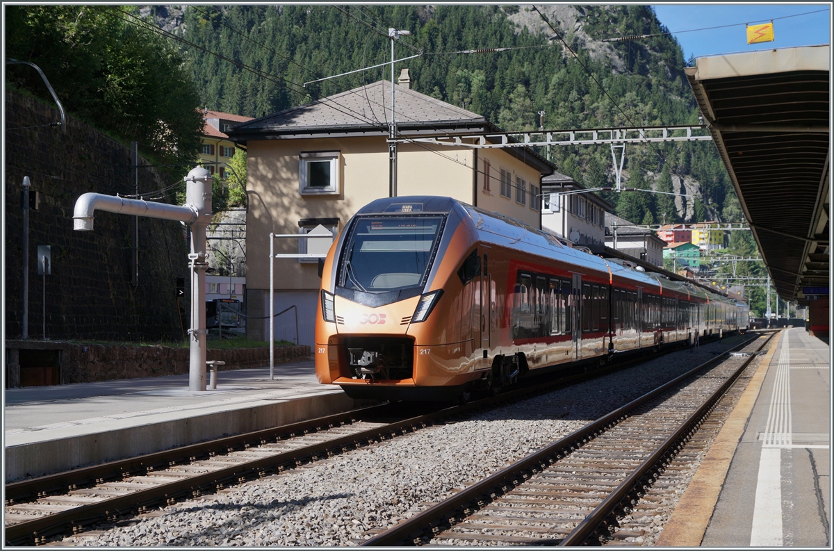 The SOB RABe 526 216  Traverso  is on the way from Locarno to Basel as the Treno Gottardo and was photographed at the stop in Göschenen. Worth noting: On the left in the picture is the water crane.

Sept. 4, 2023