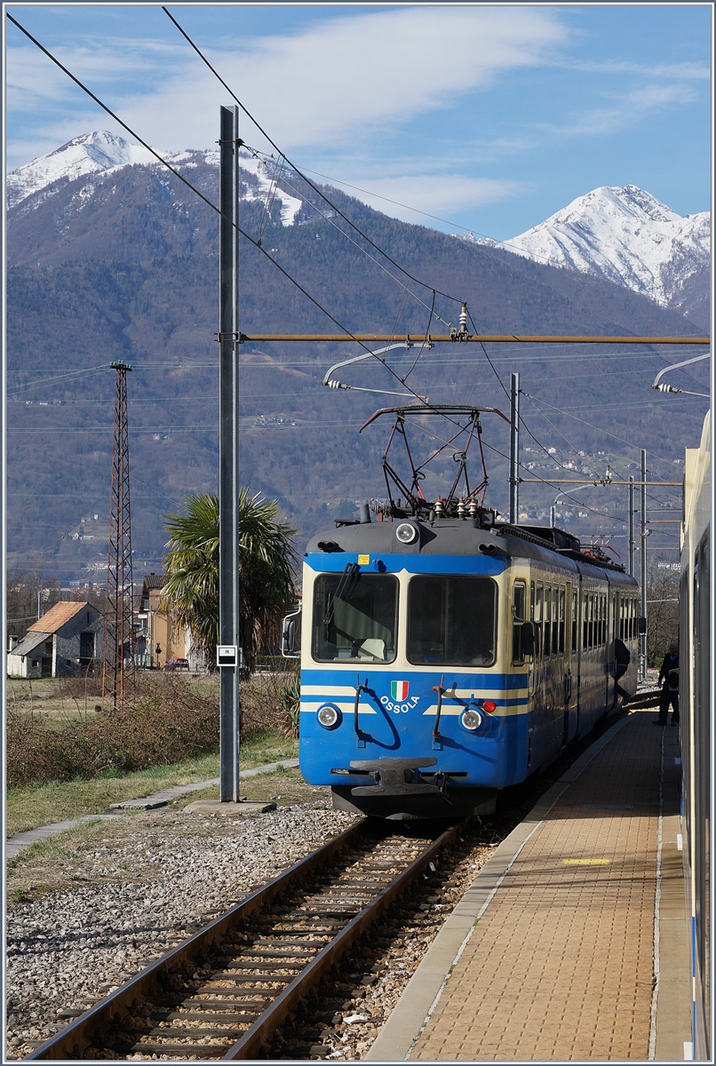 The SSIF ABe 8/8 23  Ossola  on the way from Locarno to Domodossola in Masera. 14.03.2017