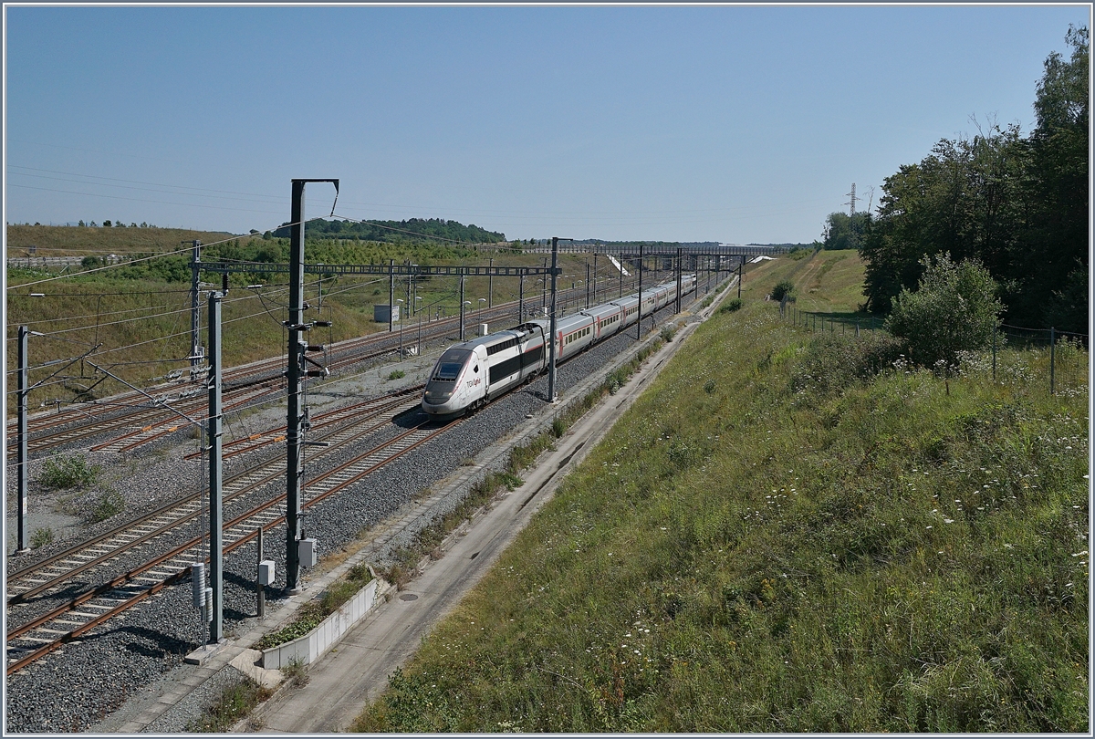 The TGV Lyria 9210 (Zürich-Paris) runs without stop trough the Belfort Montbéliard TGV Station. 

23.07.2019
