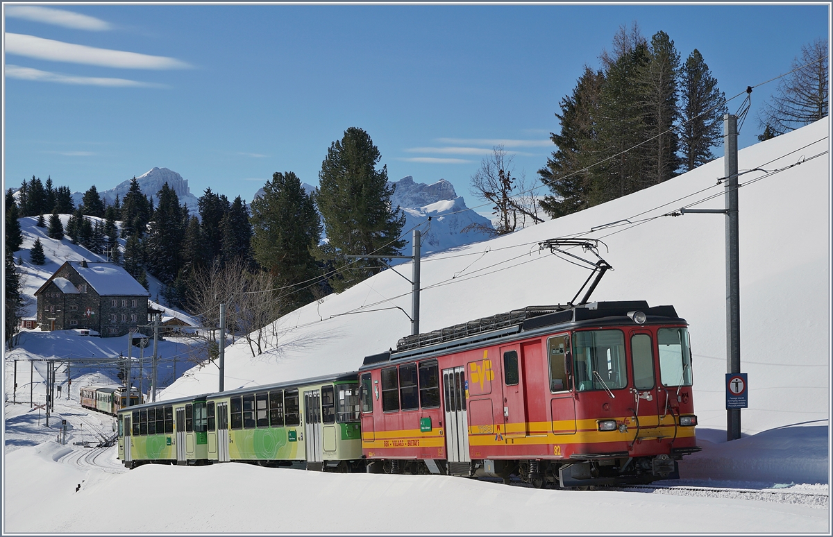 The TPC BVB BDeh 4/4 81 wiht a local train on the way to Villars near Bouquetins.

12.03.2019