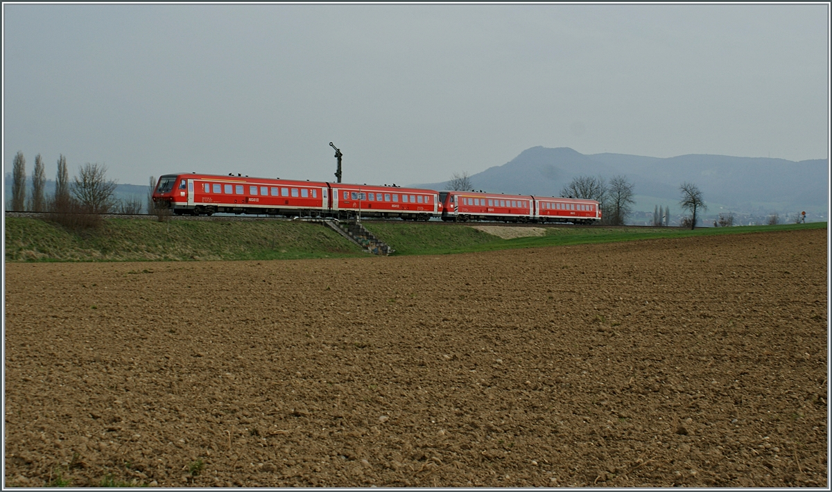 Two DB VT 611 near Neunkrich. 

08.04.2010