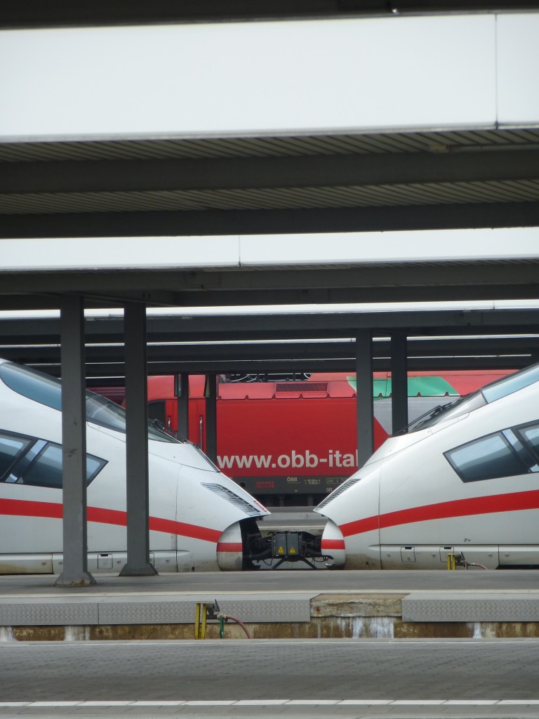 Two ICE coupled in Munich main station on September 22nd 2013.