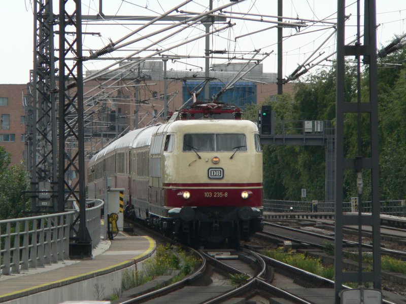 German high speed locomotive 103 235-8 with an TEE train,
