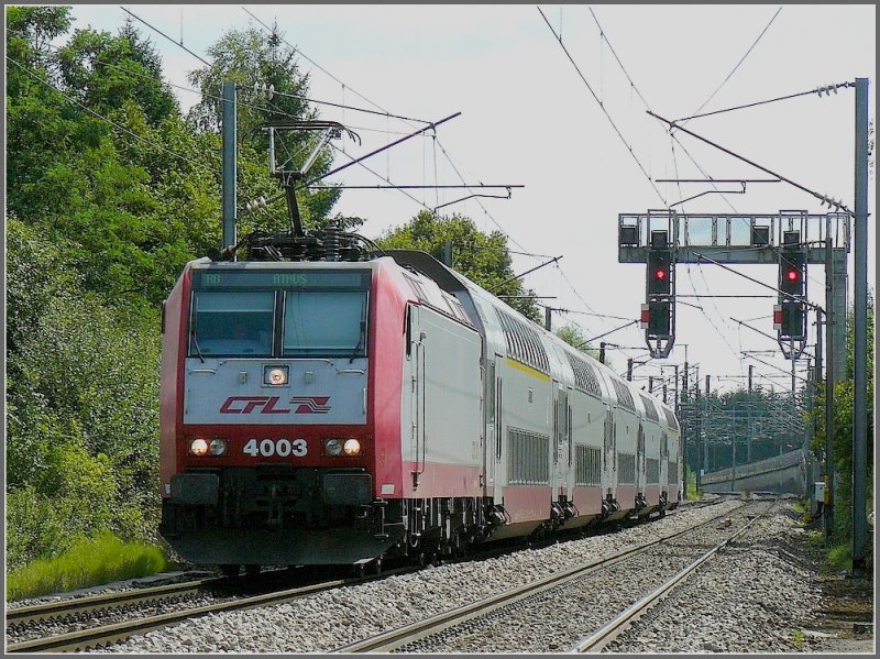 4003 arrives at the stop Lamadelaine on its way from Luxembourg City to Athus (B) on August 4th, 2009.
