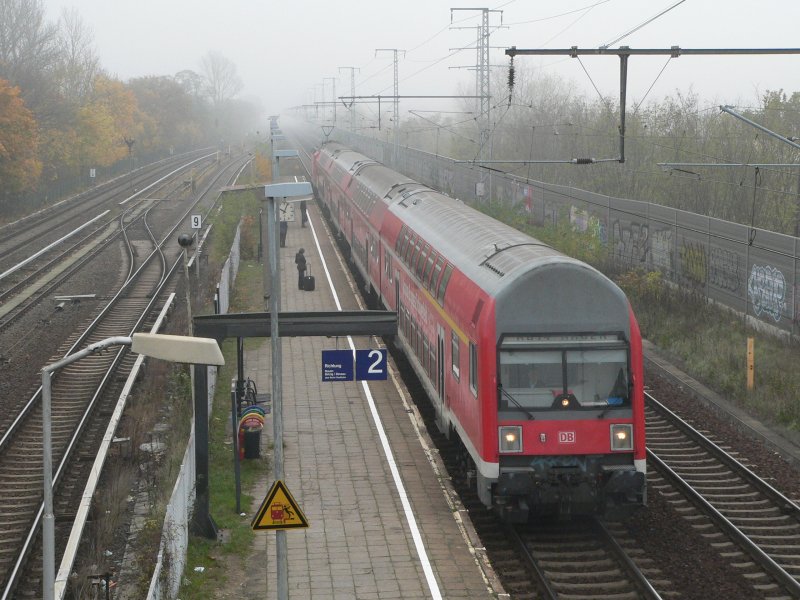 A Schnefeld Airport Express train in Berlin-Karlshorst. Each 30 minutes a regional train goes from Berlin to Schnefeld Airport. 2008