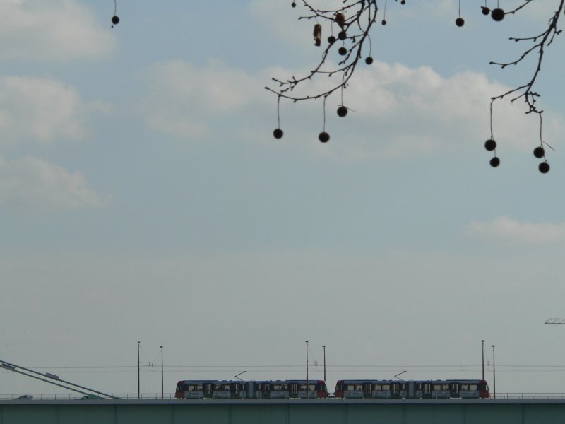 A KVB train at Deutzer Br�cke, 2007 