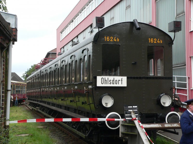 ET99 1624b on an exhibition in Hamburg Ohlsdorf, 2007 