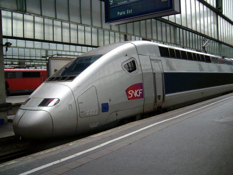 TGV in Stuttgart Mai 2009