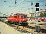 1010-1110 The �BB 1010 014-7 in Wien Westbahnhof. 
01.05.2001