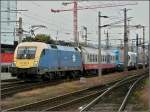 1047 1047 007-8 with a 'rolling road' pictured in Linz on September 14th, 2010.