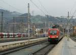 1116 �BB 1116 with OEC 563 to Wien is arriving in Innsbruck. 
06.11.2009