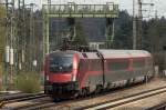 1116 216 is pushing a RailJet towards Vienna  ...