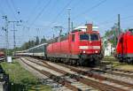 181 181 207-2 with IC 285 Stuttgart Hbf - Zurich HB to 25.04.11 in singing (Htw)