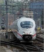 406-ice-3 A ICE unit arrives at the station Li�ge Guillemins on its way from Frankfurt/Main to Brussels on August 30th, 2009.