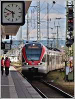 428-flirt VIAS N� 401 is entering into the main station of Koblenz on June 23rd, 2011.
