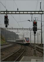 522 The Flirt 522 207 is arriving at Stein S�ckingen. 
06.11.2011