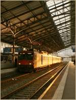 560-rbde-4-4 The morning sun in Lausanne. 
19.10.2010