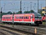 610 610 507 is entering into the main station of Regensburg on September 11th, 2010.