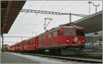 albula-line RhB Ge 4/4 I N� with the couches Chur - Samaden - St Moritz. The other part of this train goes to Tirano. 
11.05.2010